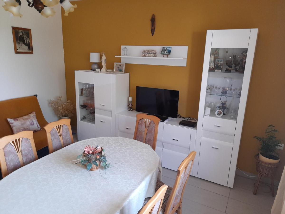 Apartamento Apartman Lipa Senj  Exterior foto