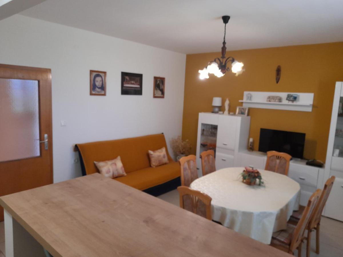 Apartamento Apartman Lipa Senj  Exterior foto
